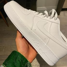 Drake x Nike Air Force 1 Certified Lover Boy Foto 2