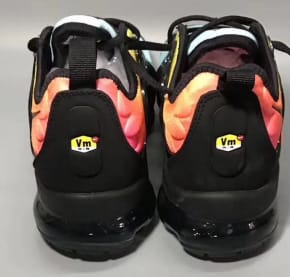 Een eerste blik op de Nike Air VaporMax Plus Sunset