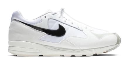 De Fear of God x Nike Air Skylon 2 White/Black is onderweg