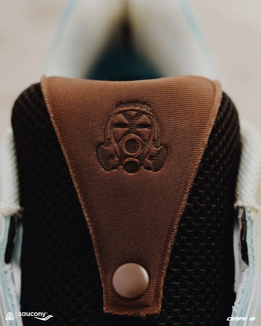 Footpatrol x Saucony Pro Grid Omni 9 Blue Brown Foto 13