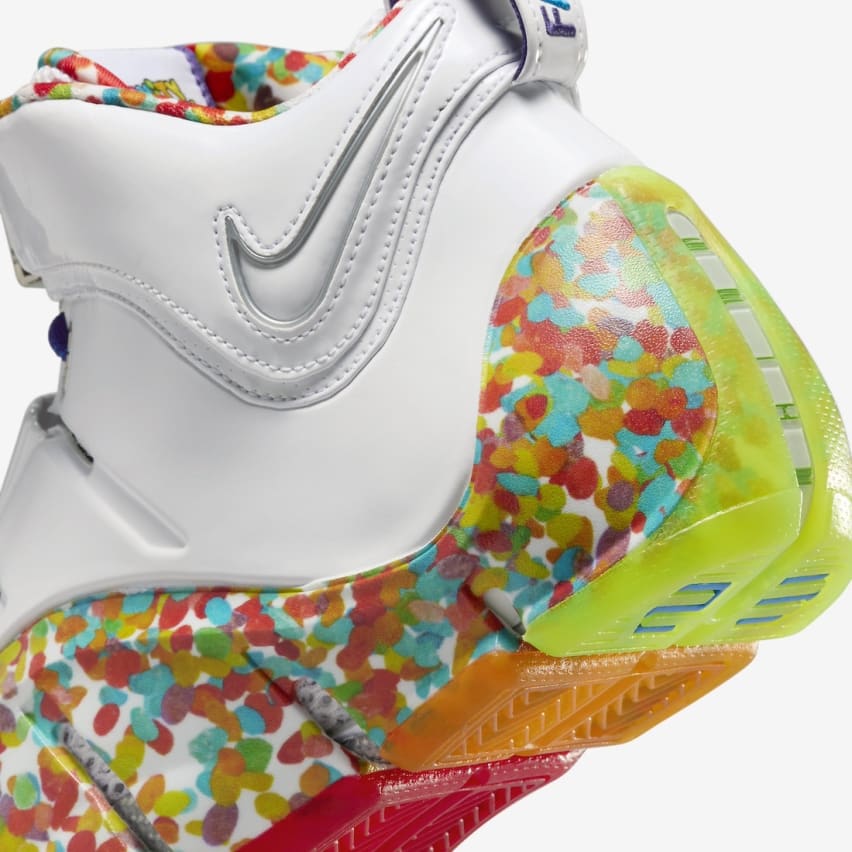 Fruity PEBBLES x Nike Le Bron 4 2024 Foto 7