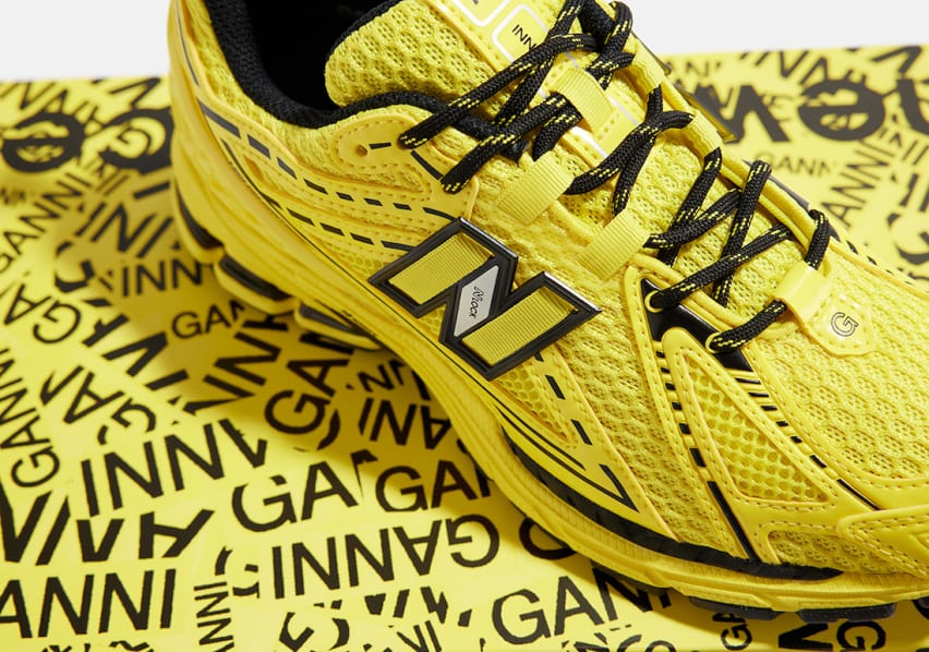 GANNI x New Balance 1906 R Blazing Yellow Foto 4