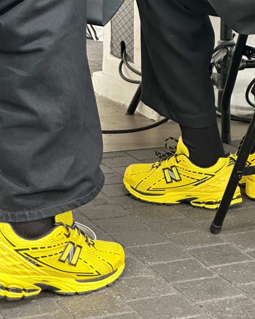 GANNI x New Balance 1906 R Blazing Yellow Foto 5