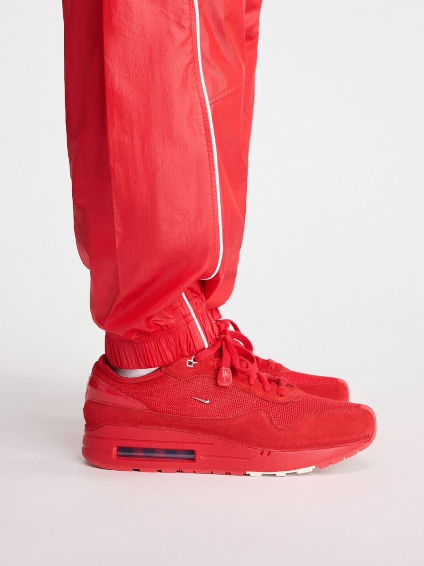 Jacquemus x Nike Air Max 1 86 Mystic Red foto 4