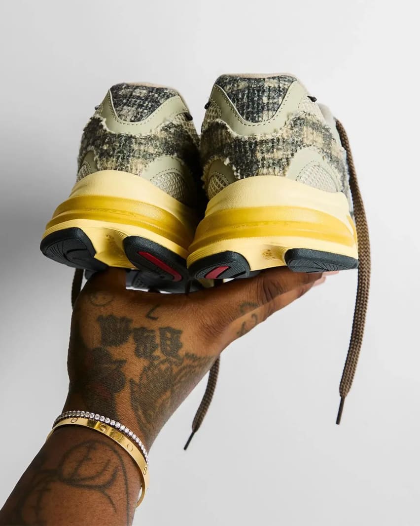 Joe Freshgoods x New Balance ABZORB 2010 Bag Lady FOTO 3