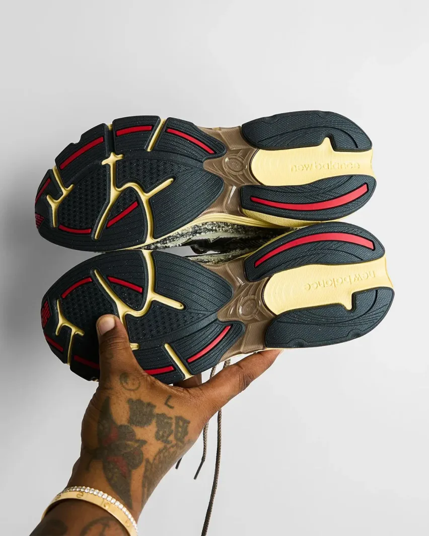 Joe Freshgoods x New Balance ABZORB 2010 Bag Lady FOTO 4