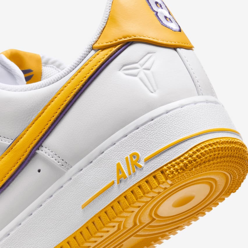 Kobe Bryant x Nike Air Force 1 Low Retro QS Home Foto 7