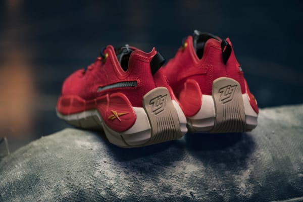 La Casa De Papel x Reebok Zig Kinetica II Vector Red Foto 1