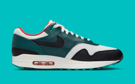 Le Bron x Liverpool x Nike Air Max 1 Foto 3