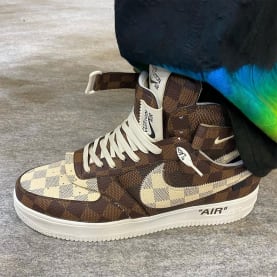 Louis Vuitton x Nike Air Force 1 Foto 5