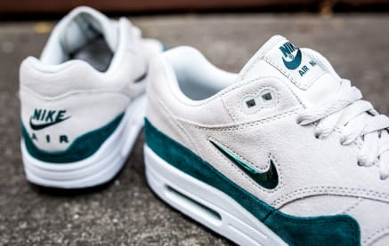 Air max one jewel 2025 atomic teal
