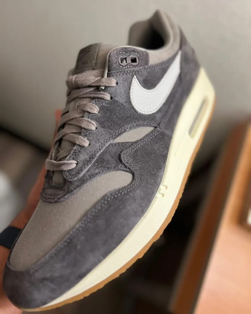 NIKE AIR MAX 1 PRM CREPE SOFT GREY FOTO 4