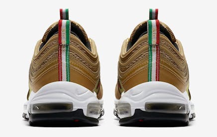 Nike Voegt Italiaanse Vlag Toe Aan Air Max 97 Metallic Gold