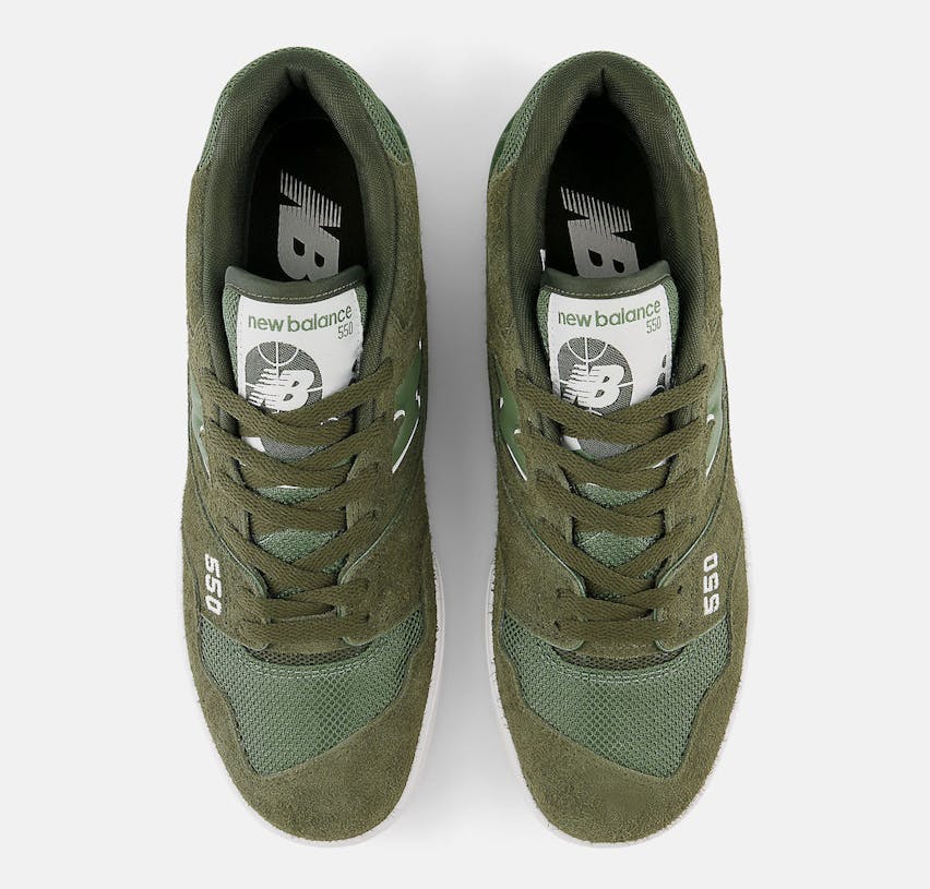 New Balance 550 Olive Suede Foto 4