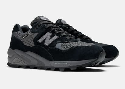 New Balance 580 Gore Tex Black Magnet Foto 1