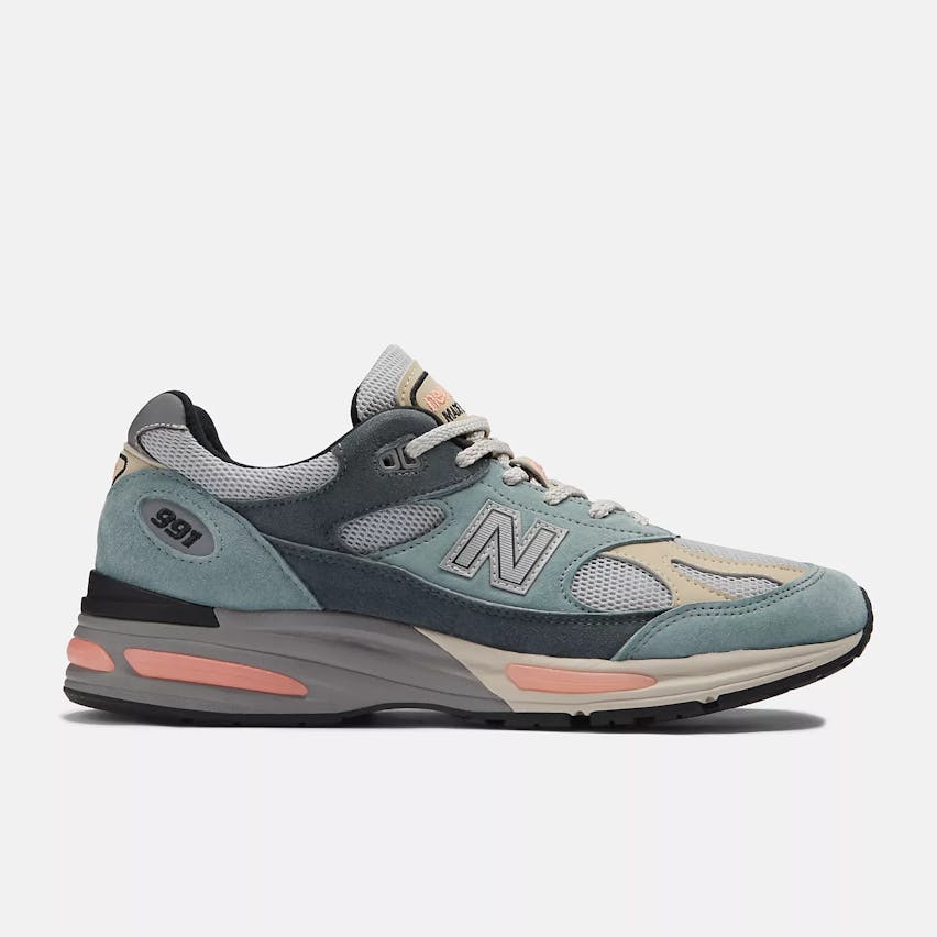 New Balance 991v2 Made in UK Silver Blue Foto 1