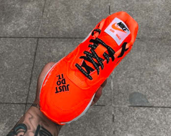 Nieuwe Beelden Van De Nike Air Max 1 Orange "Just Do It"