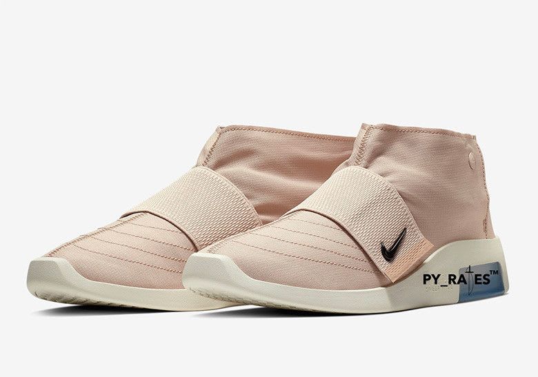First Look: De Nike Air Fear Of God Moccasin