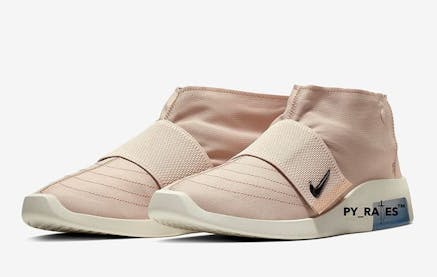 First Look: De Nike Air Fear Of God Moccasin