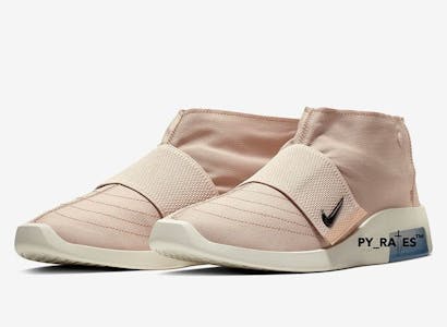 First Look: De Nike Air Fear Of God Moccasin