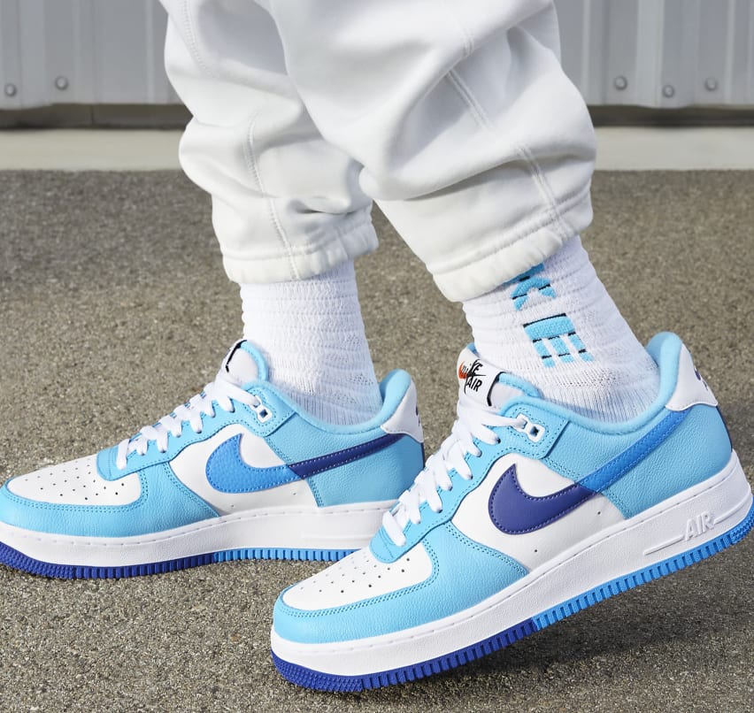 Nike Air Force 1 07 LV8 Split Light Photo Blue Foto 2