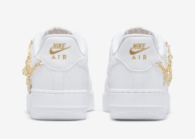 Nike Air Force 1 07 LX Lucky Charms Foto 7