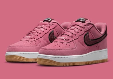 Nike Air Force 1 07 SE Desert Berry Foto 1