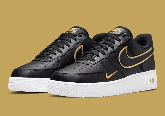 Nike Air Force 1 Double Swoosh Black foto 1