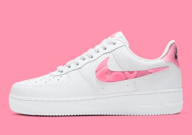 Verklaar binnenkort de liefde aan deze Nike Air Force 1 "Love For All"