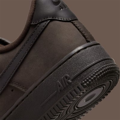 Nike Air Force 1 Low Chocolate Nubuck Foto 9