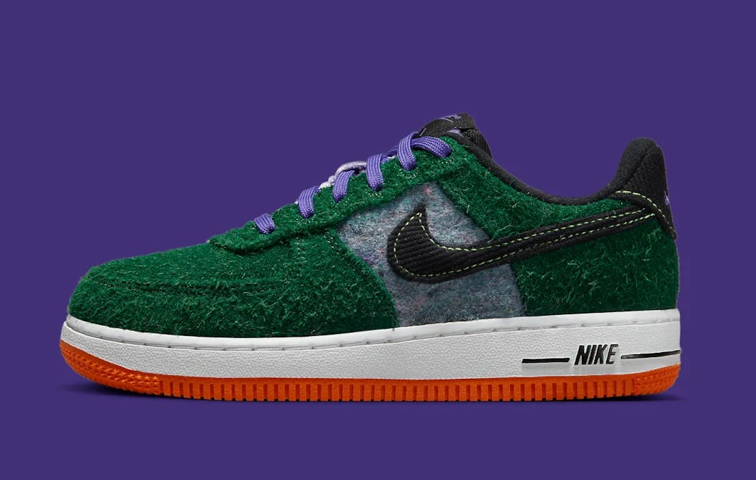 Nike Air Force 1 Low GS Shaggy Green Suede Foto 2
