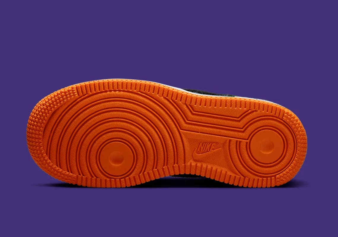 Nike Air Force 1 Low GS Shaggy Green Suede Foto 6