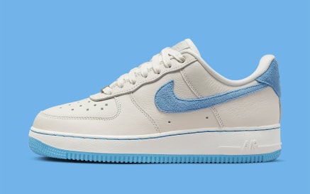 Nike Air Force 1 Low LXX University Blue Foto 1