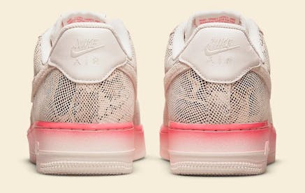 Nike Air Force 1 Low Pink Nebula Snakeskin Foto 6