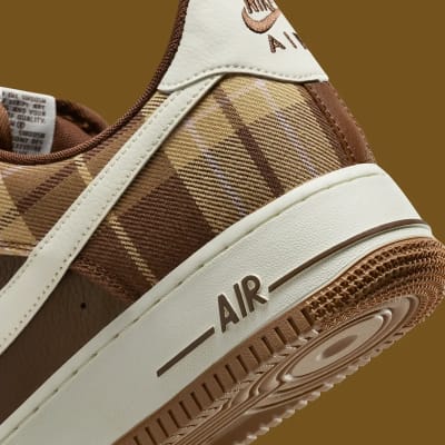 Nike Air Force 1 Low Plaid Foto 8