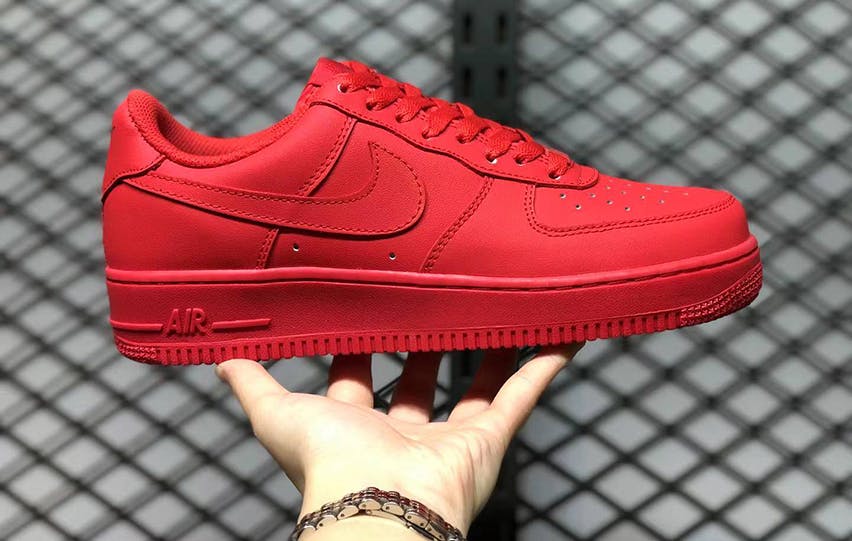 Nike Air Force 1 Low Triple Red