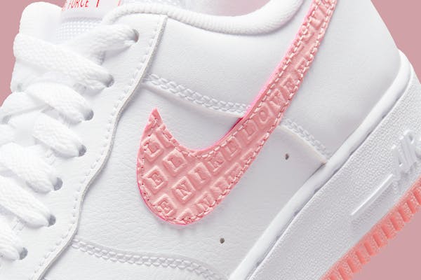 Nike Air Force 1 Low Valentines Day Foto 10