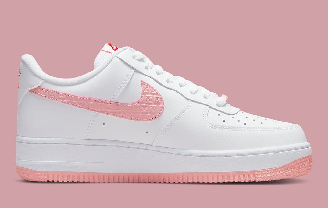 Nike Air Force 1 Low Valentines Day Foto 4