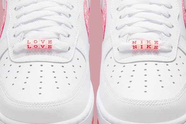 Nike Air Force 1 Low Valentines Day Foto 9