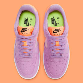 Nike voorziet de Air Force 1 Cut-Out Swoosh van een nieuwe Violet Star colorway