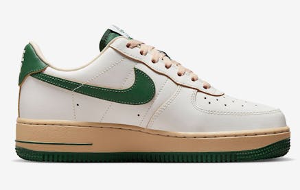 Nike Air Force 1 Low Wmns Gorge Green Foto 3