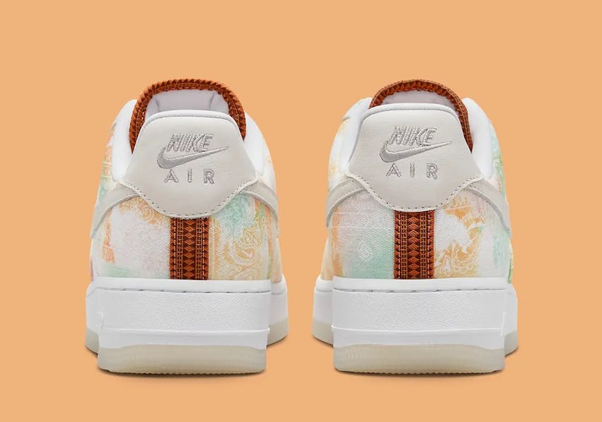 Nike Air Force 1 Low Wmns Washed Paisley Foto 5
