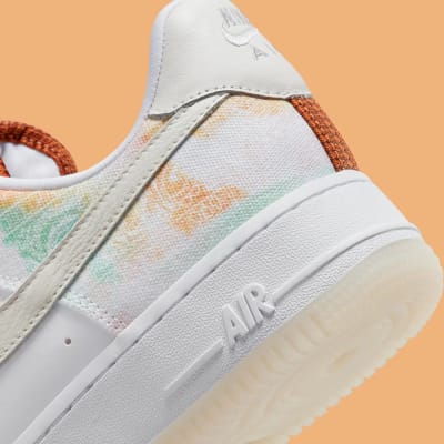 Nike Air Force 1 Low Wmns Washed Paisley Foto 7