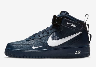 Must have! De Nike Air Force 1 Mid Utility Navy