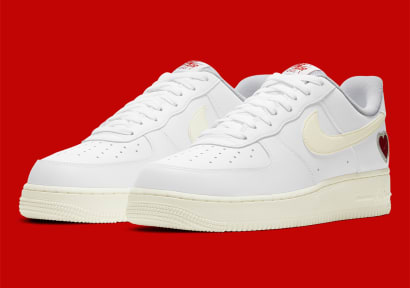 Verras jouw valentijn volgend jaar met deze Nike Air Force 1 "Valentine's Day"