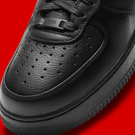 Nike Air Force 1 x Alyx Black and University Red Foto 10