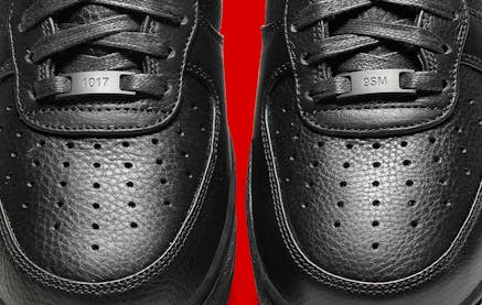 Nike Air Force 1 x Alyx Black and University Red Foto 13