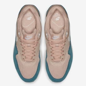 Nike sluit de Zomer af in stijl met deze Nike Air Max 1 "Atomic Teal"