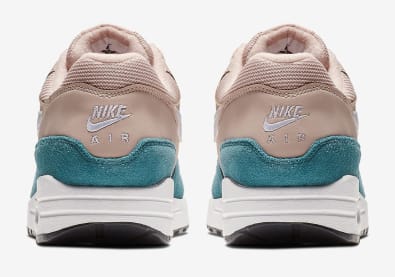 Nike sluit de Zomer af in stijl met deze Nike Air Max 1 "Atomic Teal"