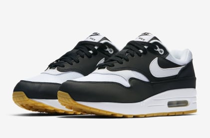 De Officiële Foto's Van De Nike Air Max 1 Black/White Gum